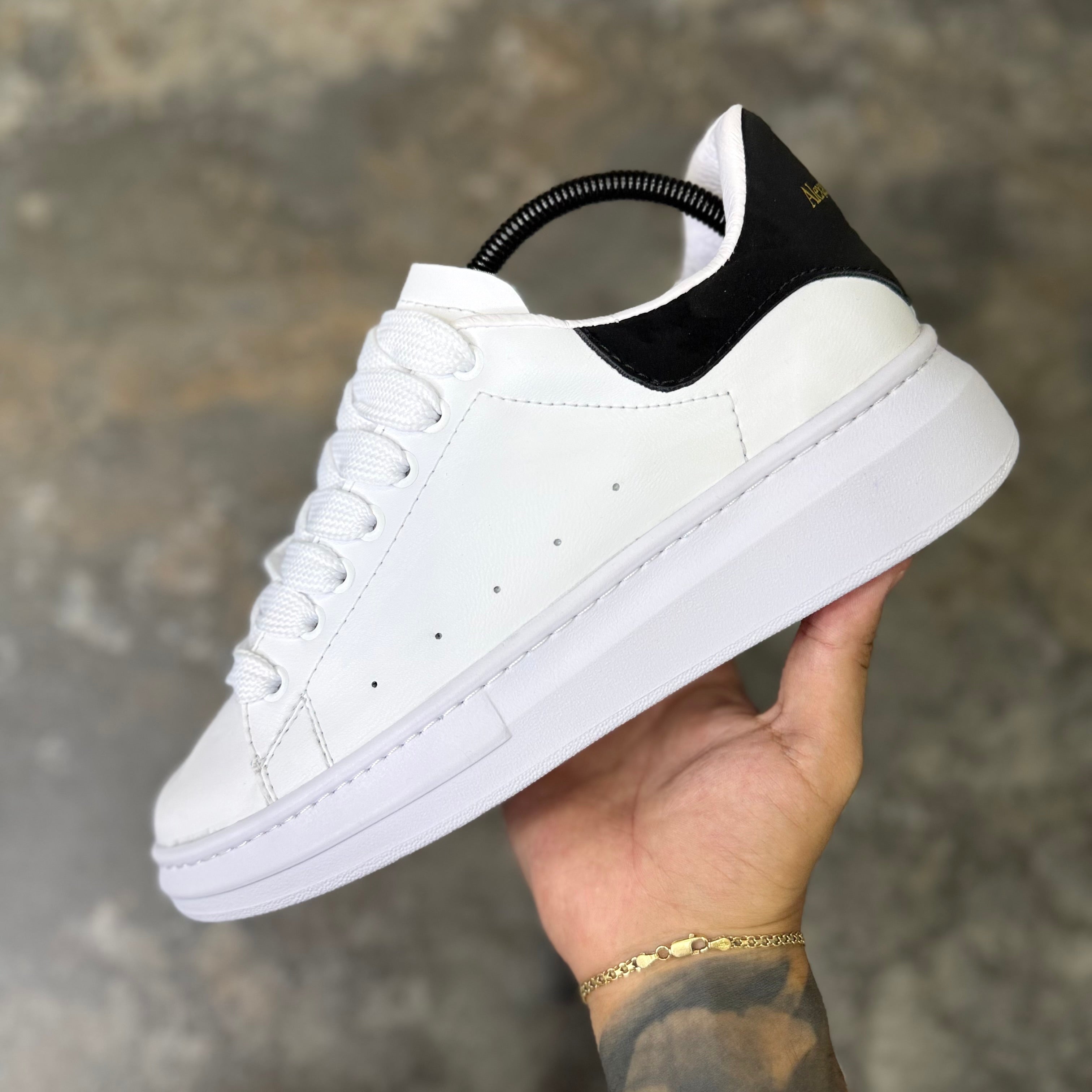 ALEXANDER MCQUEEN