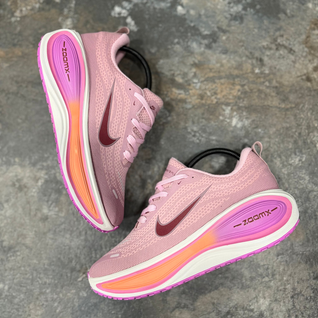 NIKE VOMERO PLUS - DAMA