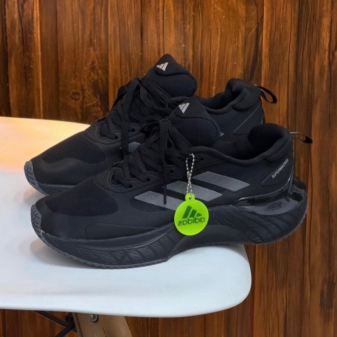 ADIDAS SUPERMAGNA