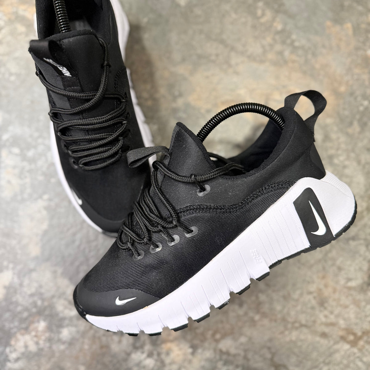 NIKE METCON FREE