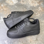 NIKE AIR FORCE ONE