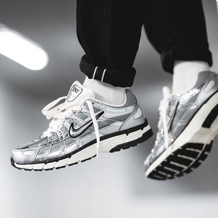 NIKE P6000