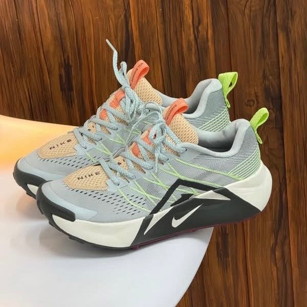 NIKE ZOOM TRAIL