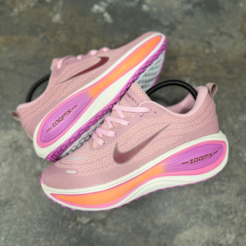 NIKE VOMERO PLUS - DAMA