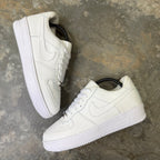 NIKE AIR FORCE ONE