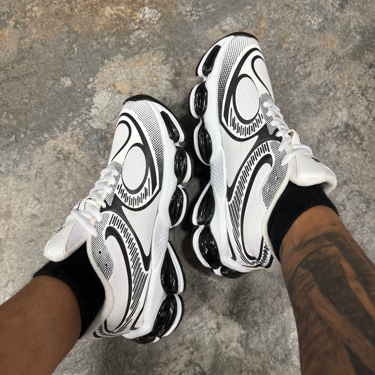 NEW BALANCE 2000
