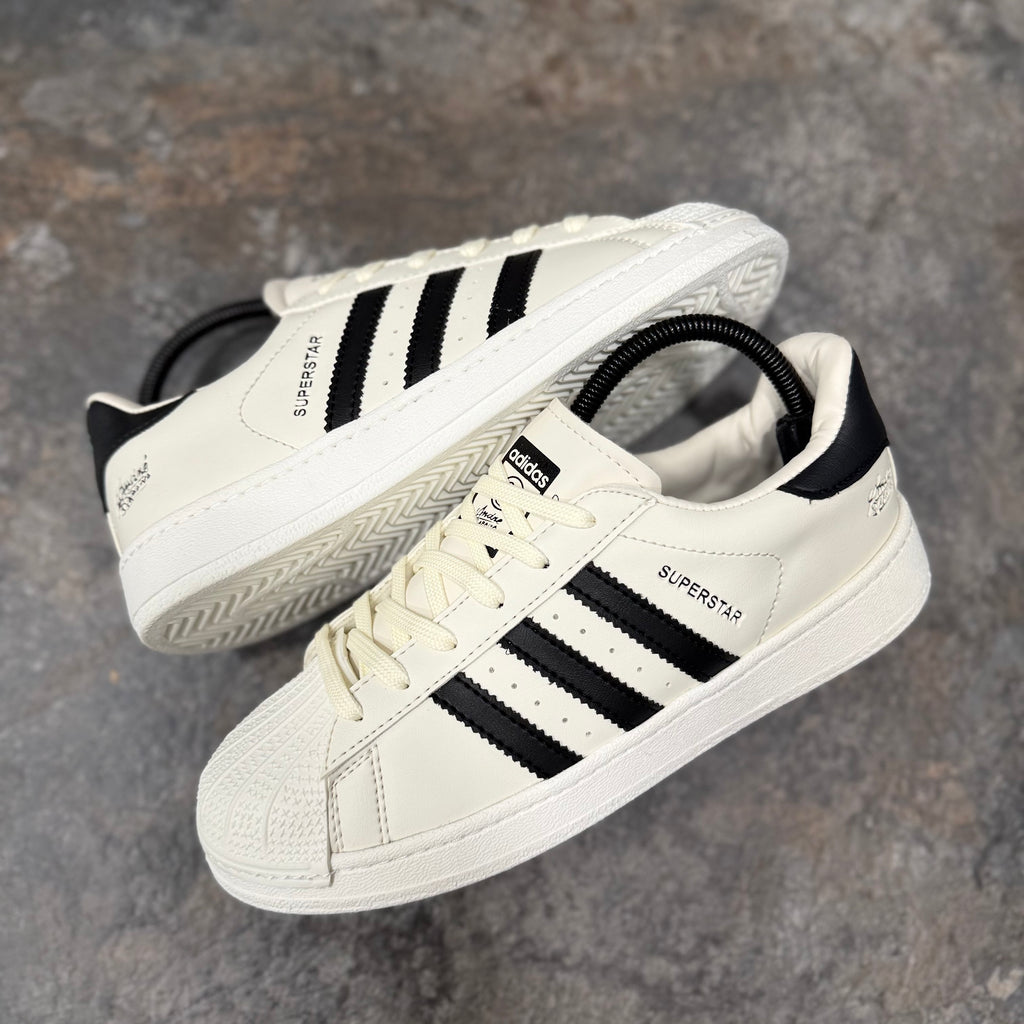 ADIDAS SUPERSTAR