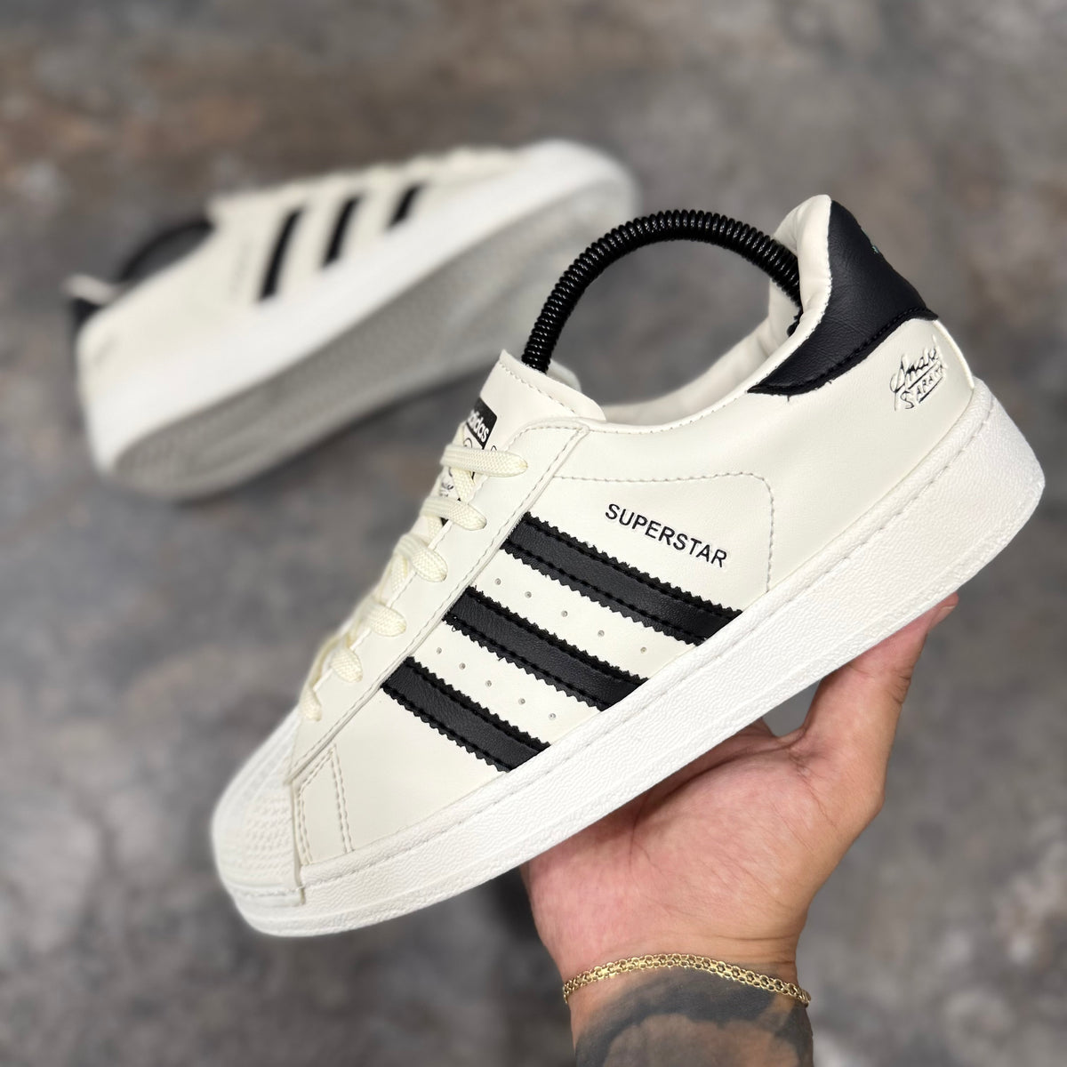ADIDAS SUPERSTAR