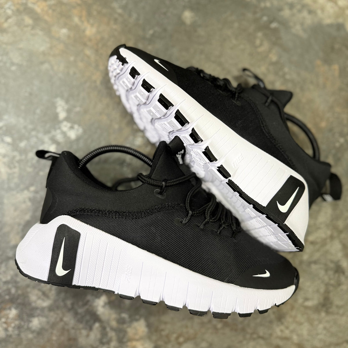 NIKE METCON FREE