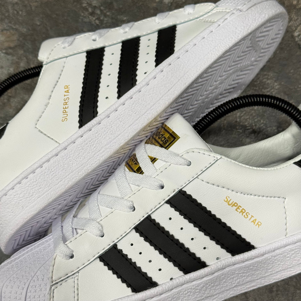 ADIDAS SUPERSTAR