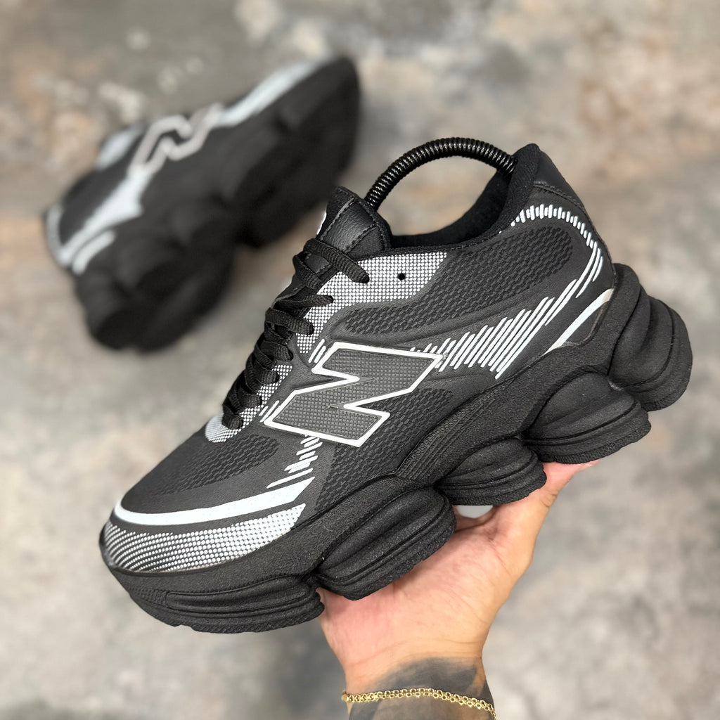 NEW BALANCE 2000