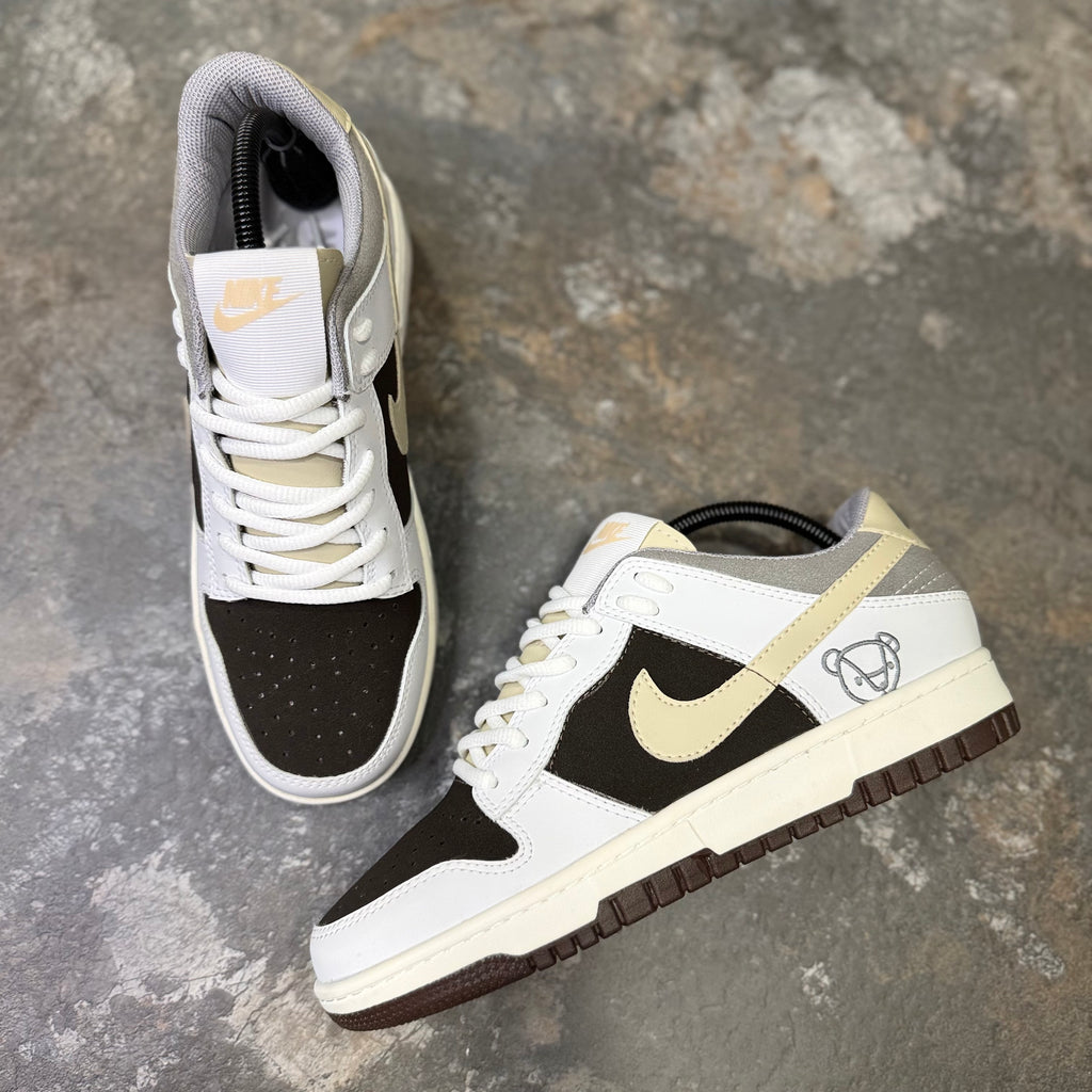 NIKE SB DUNK