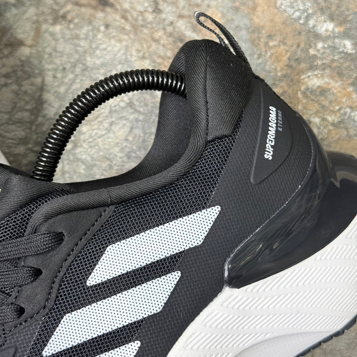 ADIDAS SUPERMAGNA