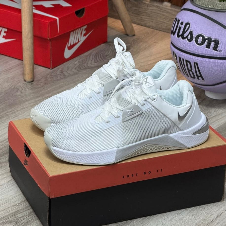 NIKE METCON 10