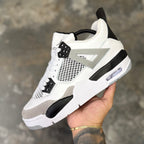 AIR JORDAN RETRO 4