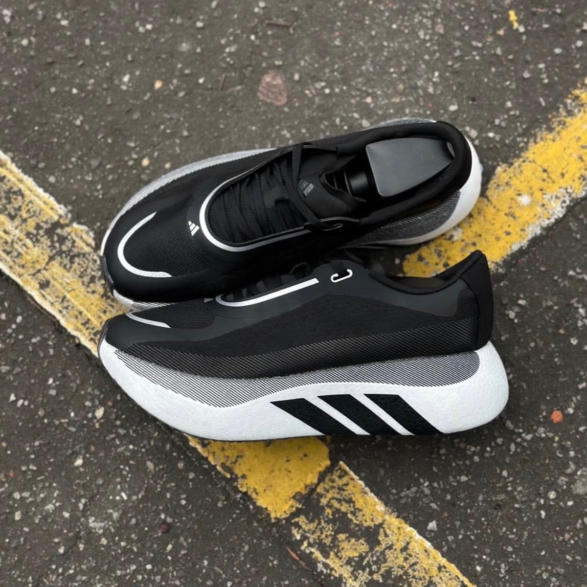 ADIDAS HYPERBOOST - H