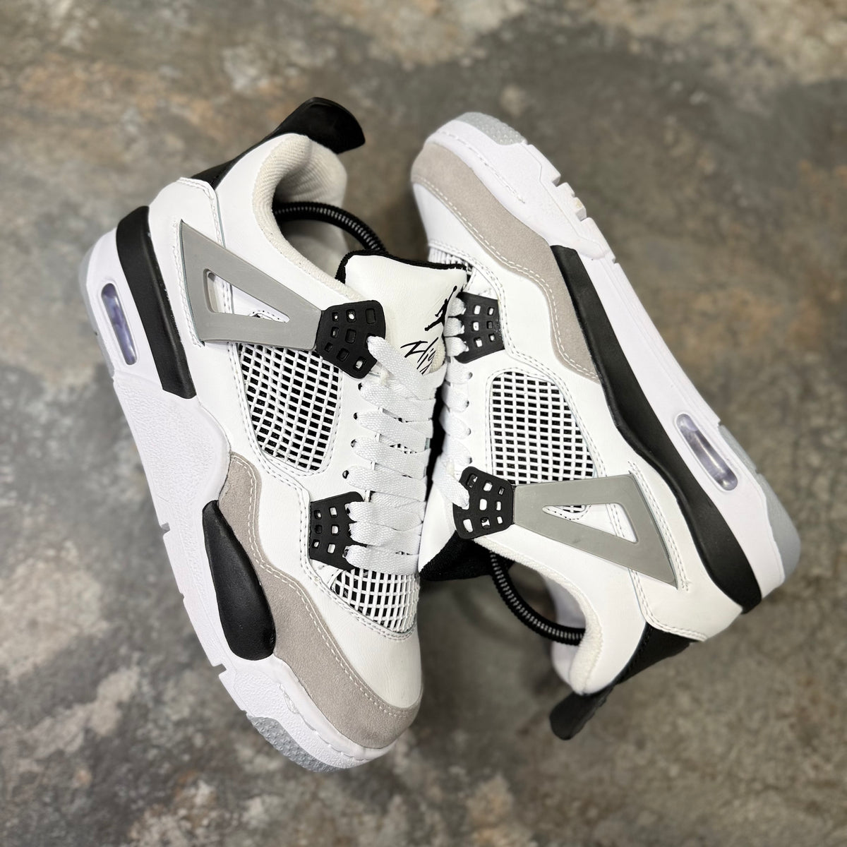 AIR JORDAN RETRO 4