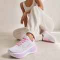 NIKE VOMERO PLUS - ROSA