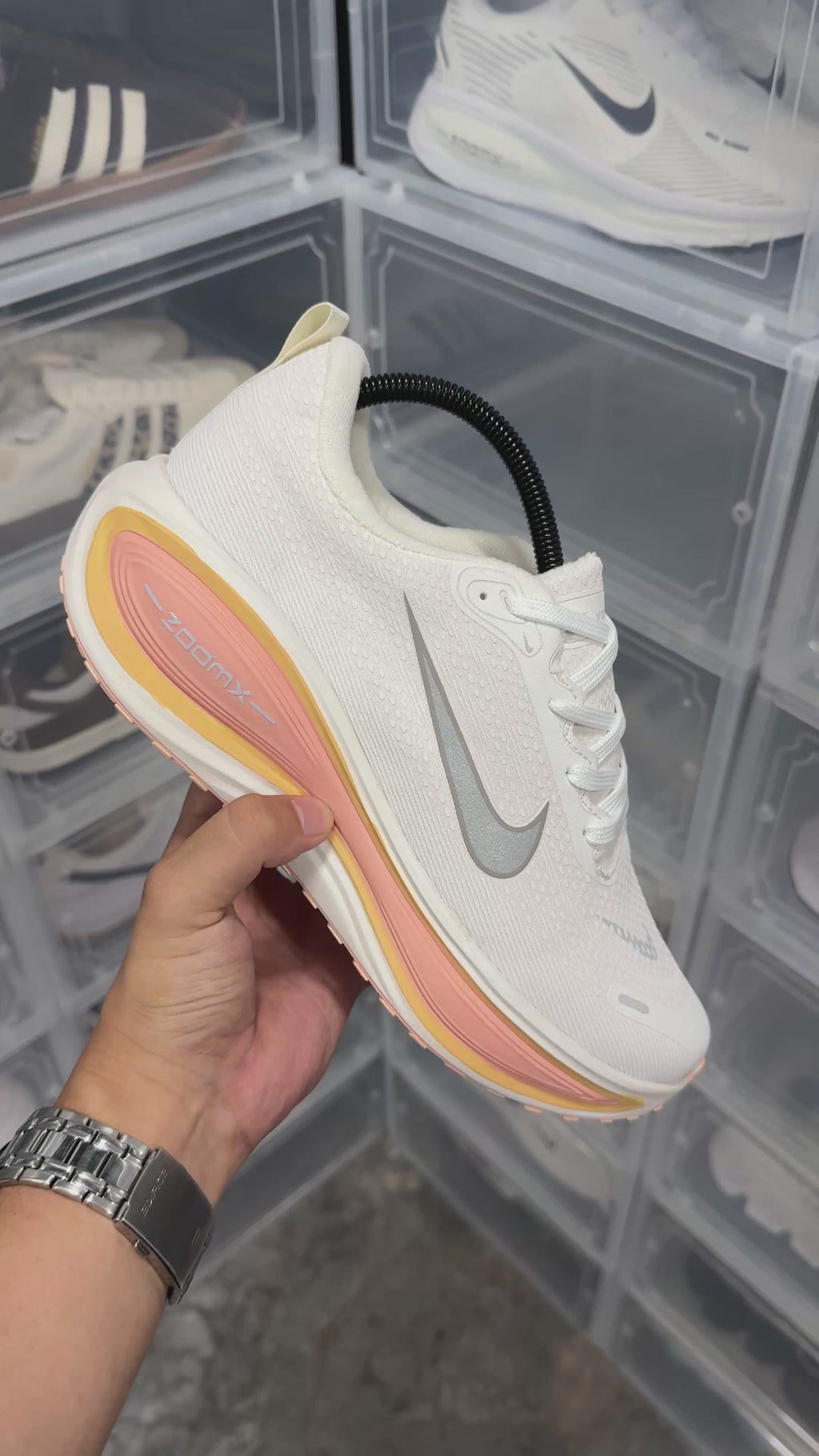 NIKE VOMERO PLUS - DAMA